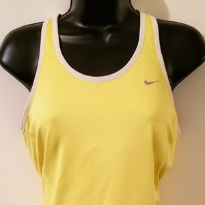 Dri-Fit. Athletic Fitness Tanktop. Women